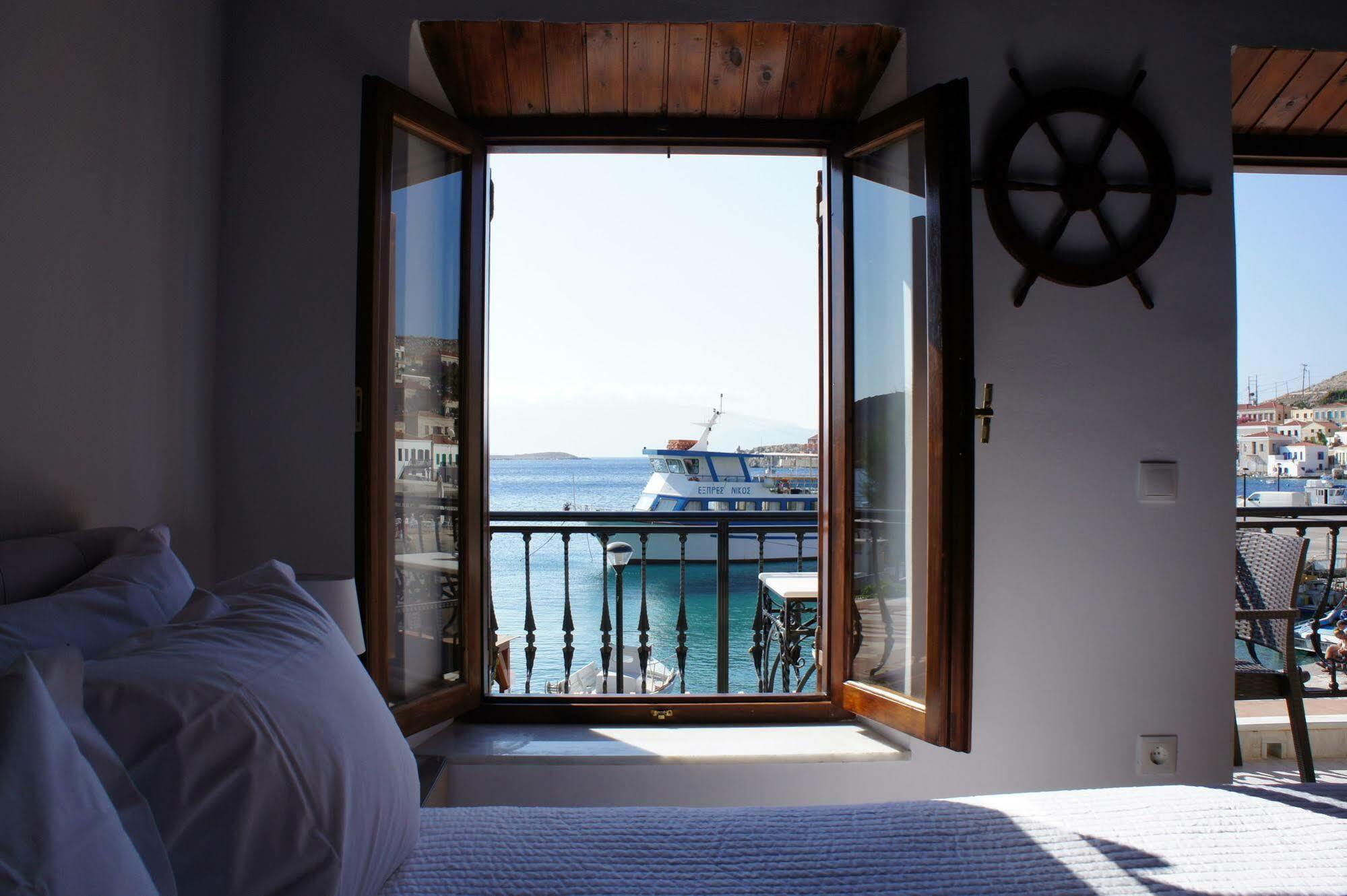 Aegean View Villas Chalki Town 外观 照片
